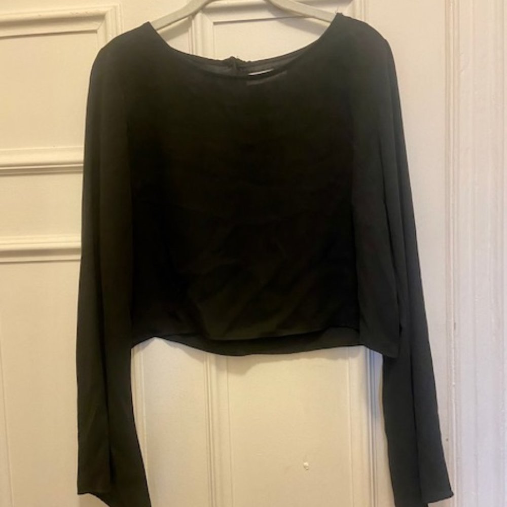 Abercrombie Bell Sleeve Crop Top